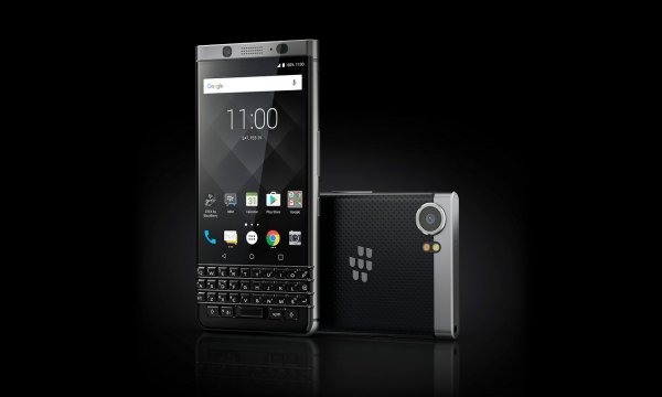 BlackBerry KEYone поступит в продажу через месяц