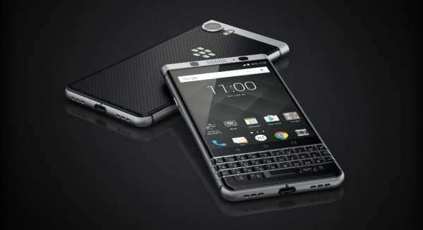 Запасы BlackBerry KEYone распроданы в первый день продаж в США