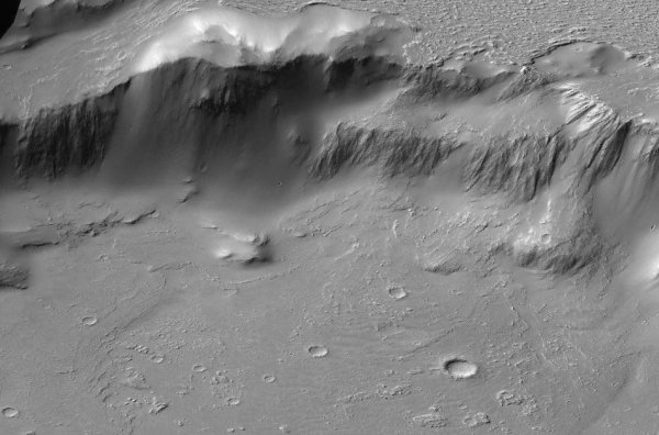 NASA показало марсианский Ниагарский водопад из лавы