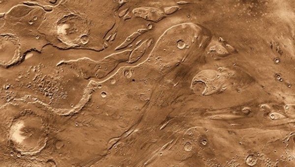 На экваторе Марса обнаружили запасы льда