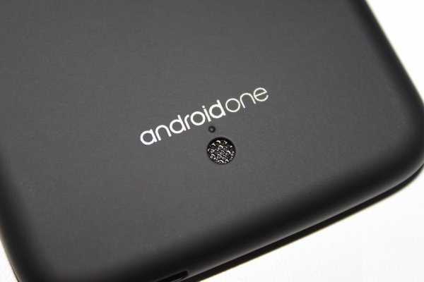 Xiaomi выпустит смартфон с чистым Android