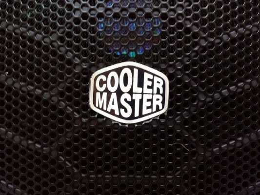 Cooler Master представила игровые мыши под разные хваты