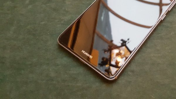 Huawei представит флагман Mate 10 в середине октября