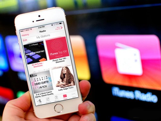 Власти США призывают Apple активировать FM-радио на iPhone