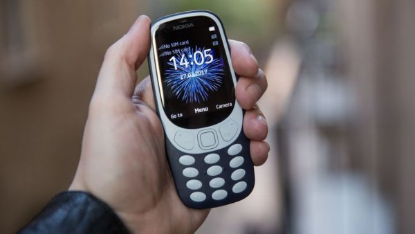 Nokia снова лидирует по продажам кнопочных телефонов в России