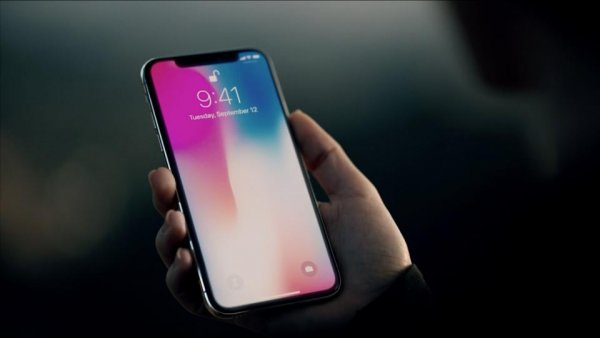 Новая проблема в iPhone X связана с динамиком