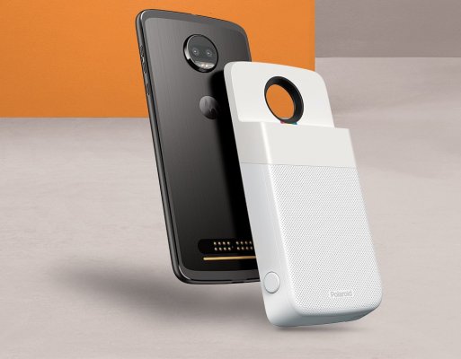 Этот Moto Mod превращает смартфоны Moto Z в Polaroid