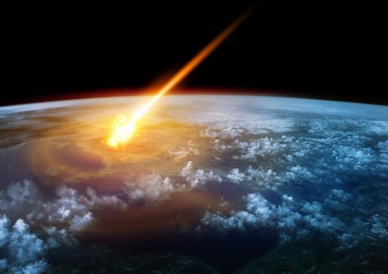 Видео: вхождение метеора в атмосферу Земли