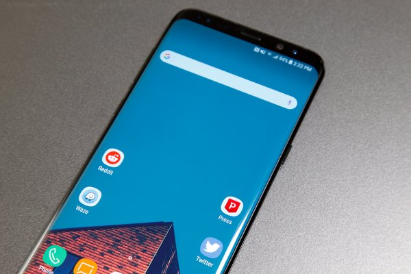 Дизайн Galaxy S9 раскрыт в изображении чехла