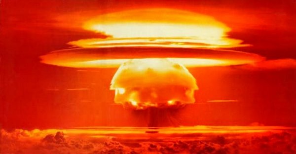 В интернет выложили новые видео ядерных испытаний США