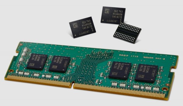 Samsung начинает выпускать новые чипы памяти DDR4 DRAM по 10-нм техпроцессу