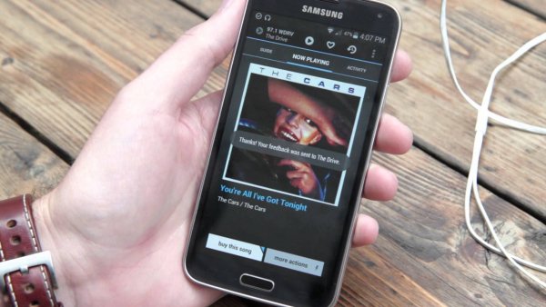 Samsung активирует чип FM-радио в своих грядущих смартфонах