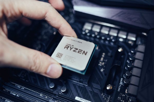 AMD выпускает исправляющие прошивки для своих процессоров