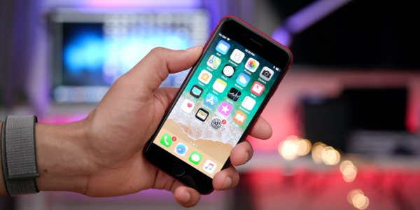iOS 11.3.1 вернула iPhone с неоригинальными дисплеями в строй