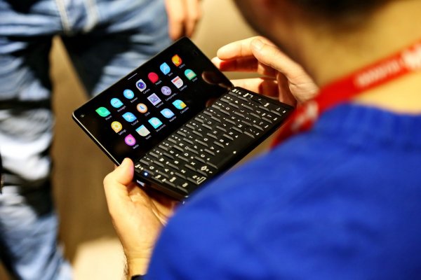 Gemini PDA теперь официально поддерживает Sailfish OS