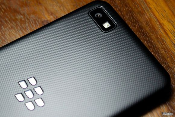 Продажи BlackBerry Z10 в Канаде и Англии бьют рекорды