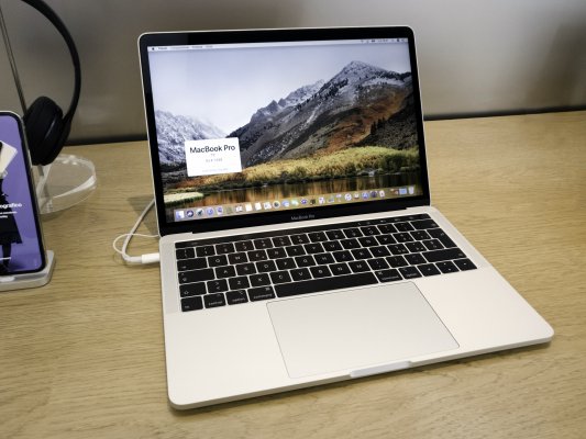 Cstore меняет старые MacBook на новые со скидкой до 100%