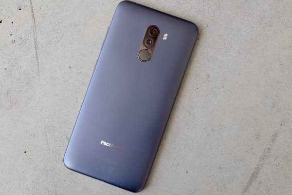 Владельцы Pocophone F1 могут разблокировать загрузчик в течение трёх дней