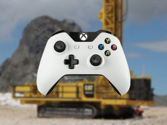В компании Илона Маска показали управление буровой установкой через контроллер Xbox