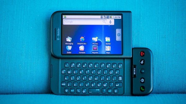 Первому Android-смартфону исполнилось десять лет