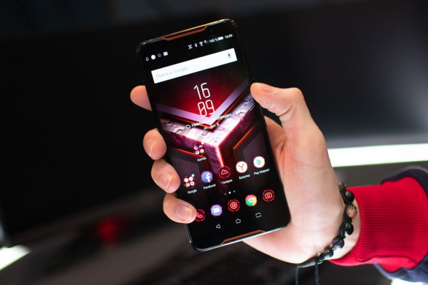 В России открыт предзаказ на ROG Phone