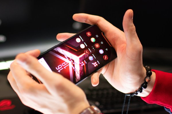 В России открыт предзаказ на ROG Phone