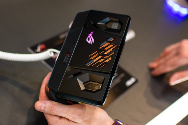 В России открыт предзаказ на ROG Phone