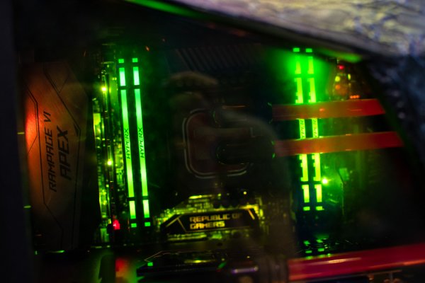 Блеск и скорость: моддинг с SSD HyperX Fury RGB