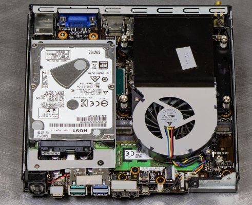 Повесь на монитор: ASUS Mini PC PB60 — PB60 в деталях. 9
