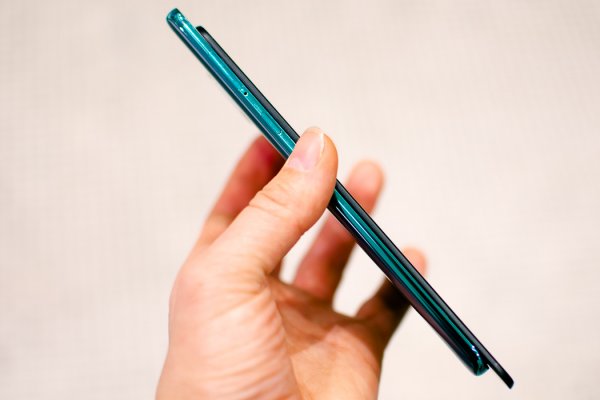 Mi MIX 3: первый взгляд на имиджевую новинку Xiaomi