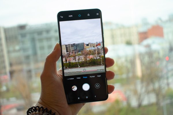 Mi MIX 3: первый взгляд на имиджевую новинку Xiaomi