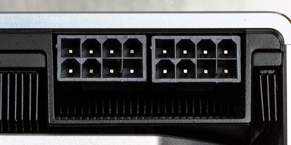 Набор возможностей: GeForce RTX 2080 Ti