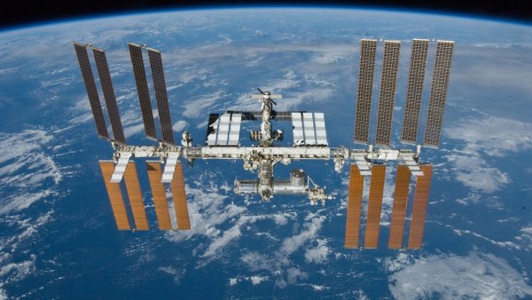 NASA хочет торговать полётами на МКС