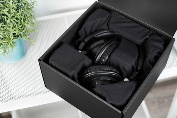 Легендарный звук без проводов: Audio-Technica ATH-M50xBT