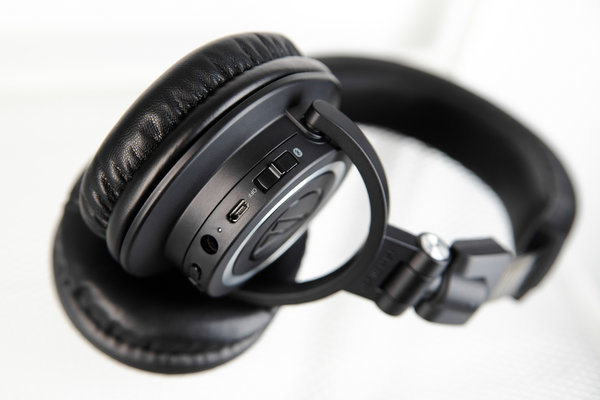 Легендарный звук без проводов: Audio-Technica ATH-M50xBT