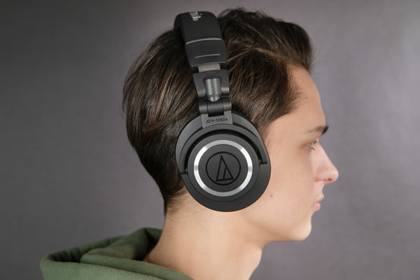 Легендарный звук без проводов: Audio-Technica ATH-M50xBT