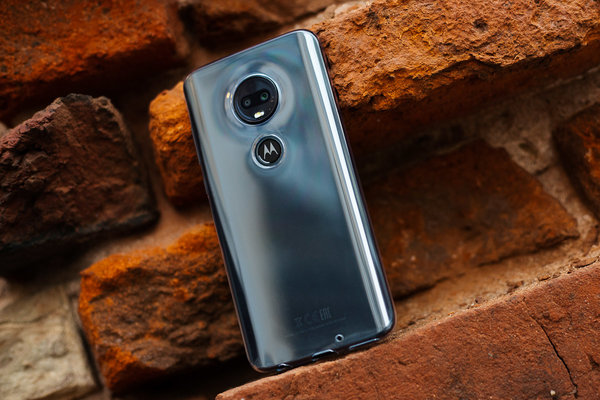 Первый взгляд на Moto G7: жесты, жесты и еще раз жесты