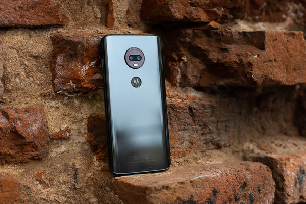 Первый взгляд на Moto G7: жесты, жесты и еще раз жесты
