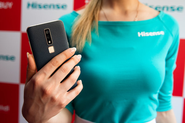 Hisense представил свои первые смартфоны в России