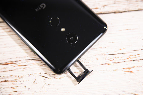 Защищенный середняк: обзор LG G7 Fit