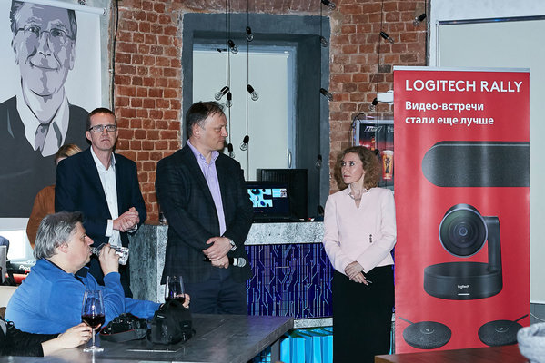 Logitech презентовала модульную конференц-камеру Rally
