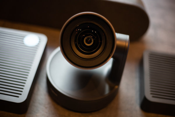 Logitech презентовала модульную конференц-камеру Rally