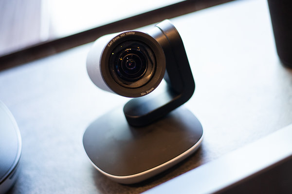 Logitech презентовала модульную конференц-камеру Rally