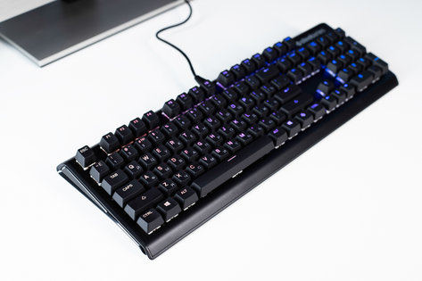 Обзор игровой клавиатуры SteelSeries Apex M750