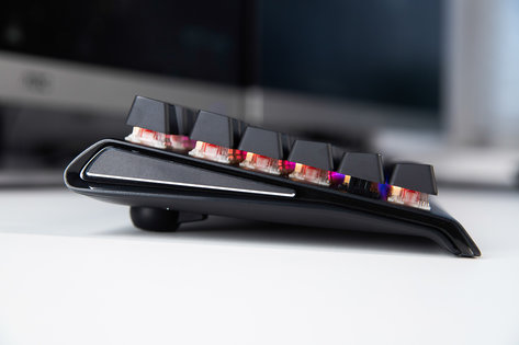 Обзор игровой клавиатуры SteelSeries Apex M750
