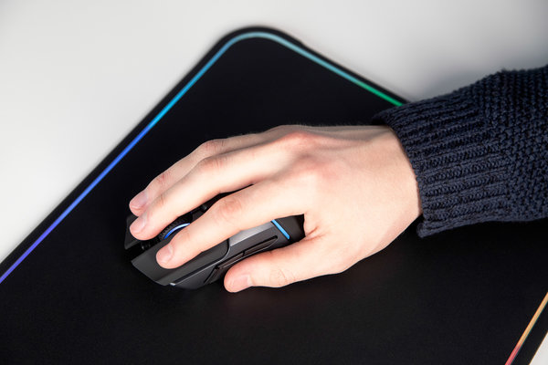 Играем без проводов: SteelSeries Rival 650 Wireless