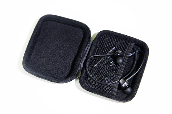 Обзор семейства внутриканальных наушников Audio-Technica