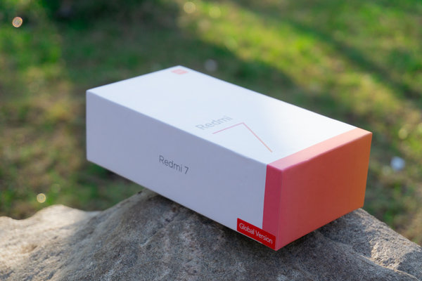 Обзор Redmi 7: ломая традиции