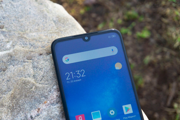Обзор Redmi 7: ломая традиции