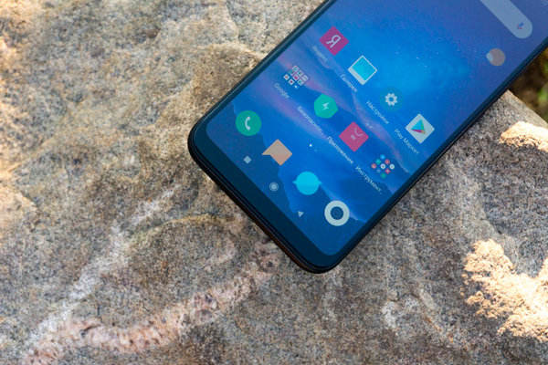 Обзор Redmi 7: ломая традиции